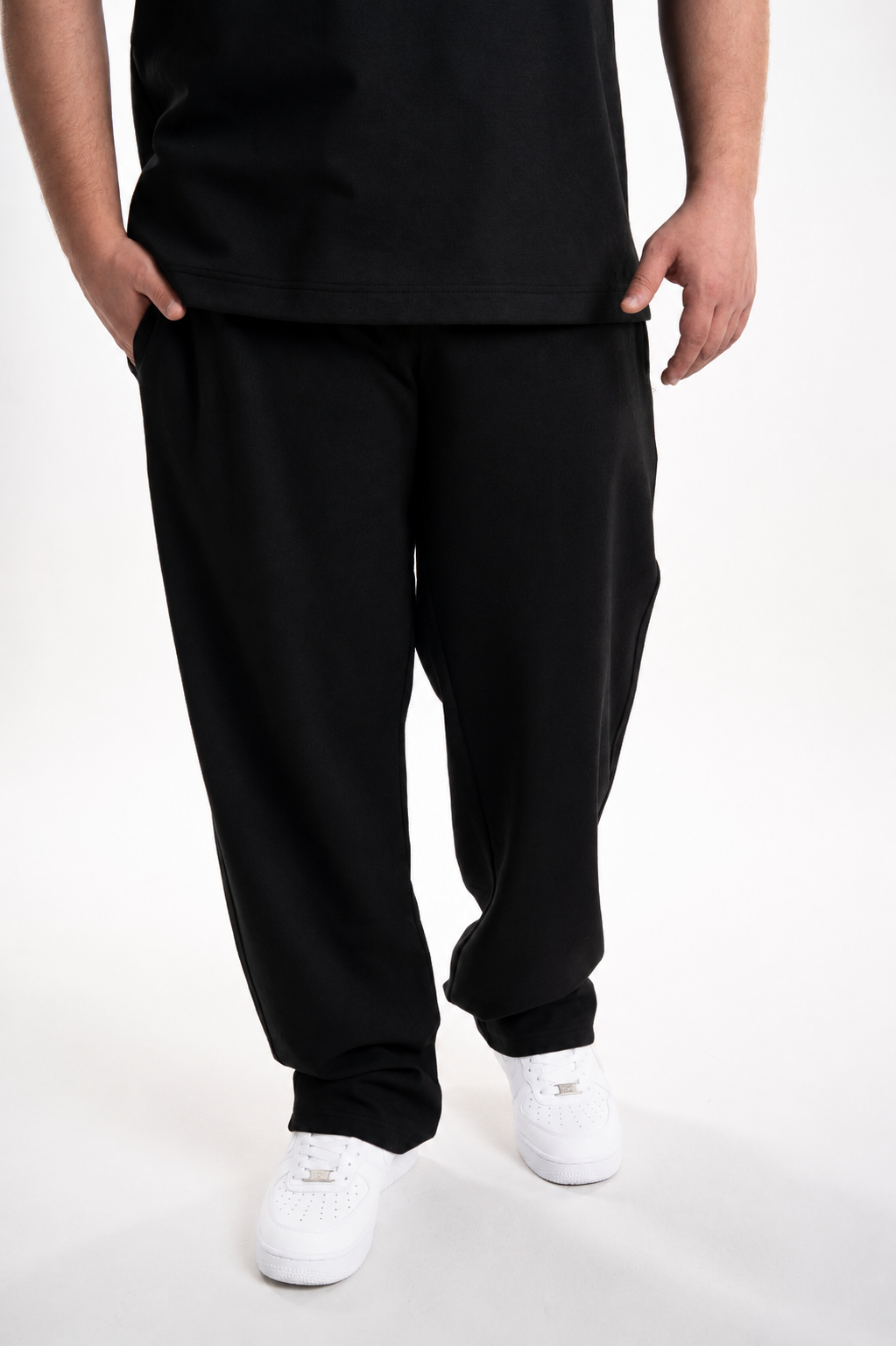 Qayyim Textured Relaxed Pants –Black Main image